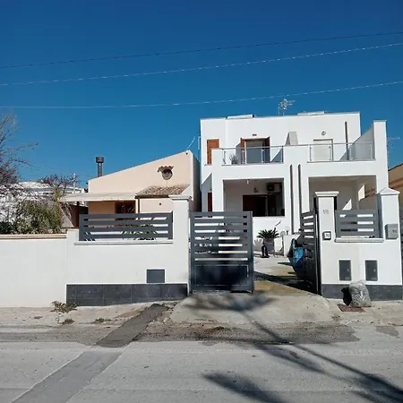 Se Lo Senti Lo Sai Apartment Triscina Exterior photo